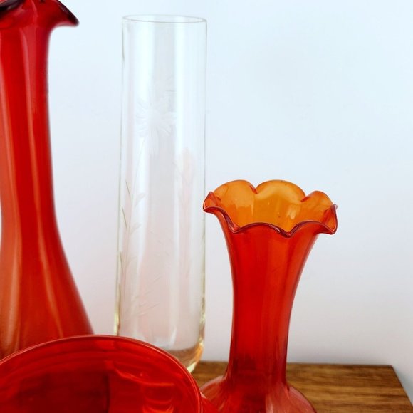 Lot of 5 Unique Vintage Art Glass Blown Vases mismatched color mixed styles - Picture 4 of 10